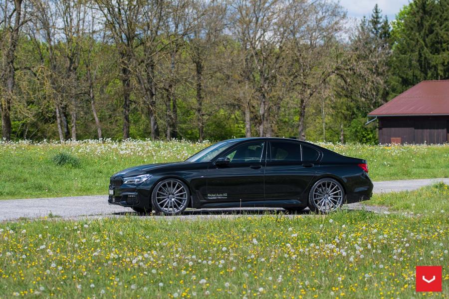 BMW 7-Series on Vossen Wheels (VFS2) 2017 года  (фото 33 из 33)